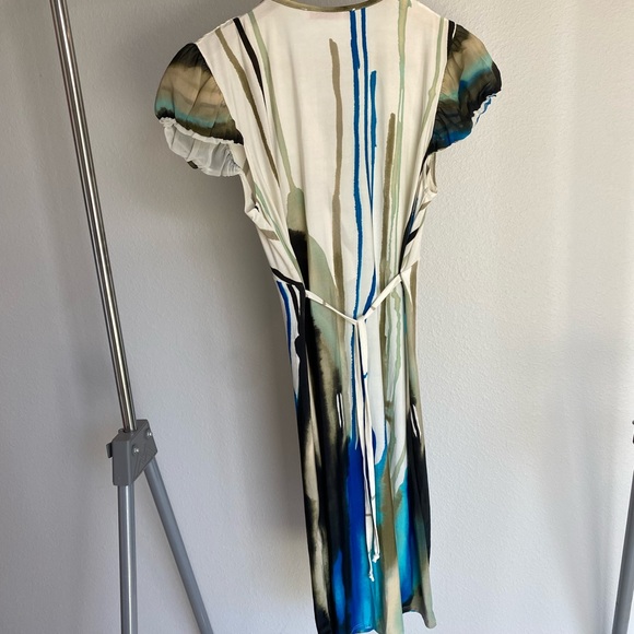 Flow Dress Blue Ivory Back tie adjustable - Picture 2 of 5